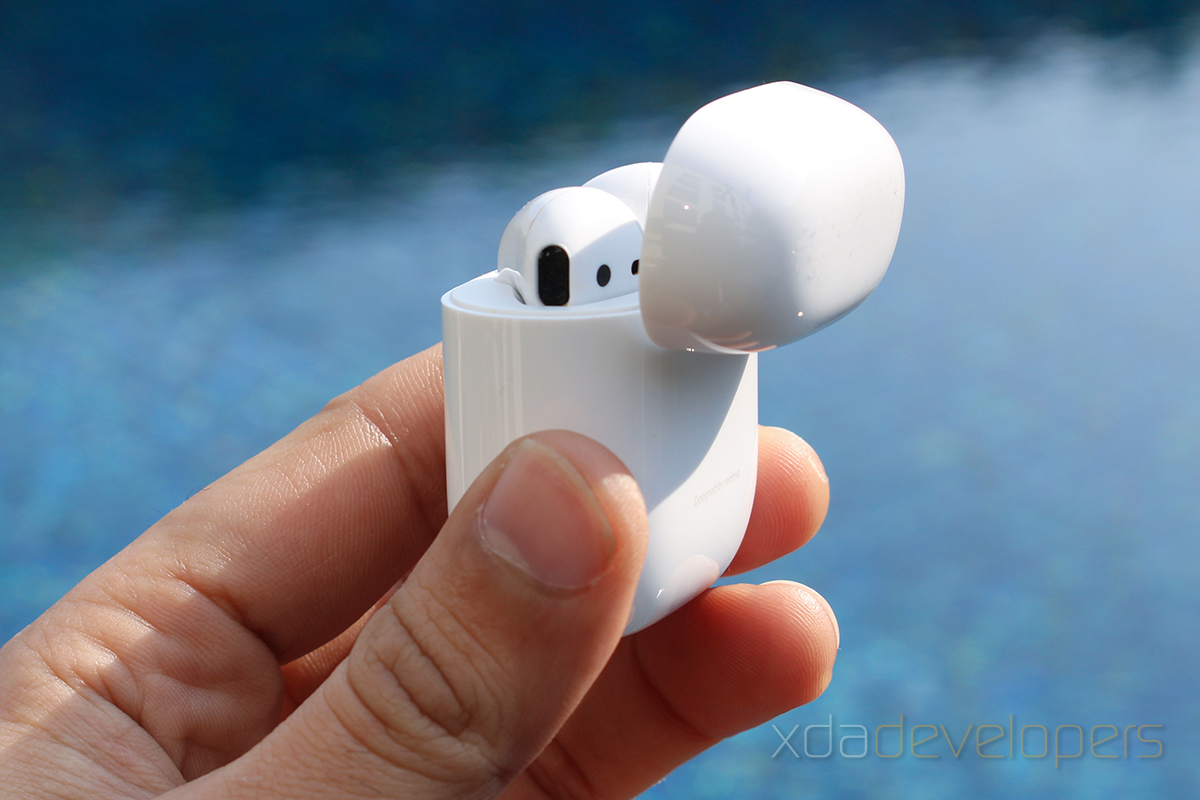  واقعاً جوانه می زند و هوا را واقعا بی سیم استریو می کند. نکته قابل توجه ، Realme در مورد رتبه بندی رسمی IP یا محافظت در برابر پاشیدن یا عرق کردن صحبت نمی کند و این به معنای عدم اطمینان از زنده ماندن در باران یا در طول تمرینات شما نیست. </p>
<p> نکته خوب این است که هر گوش گوش فقط کمی از 4 گرم وزن دارد. و بیشتر اوقات ، به نظر نمی رسد که وزن آزار دهد. در حالی که وزن هیچ مشکلی ایجاد نمی کند ، ضخامت گوش گوش هنگام استفاده بیش از چند ساعت از گوشواره گوش باعث ناراحتی من شد. اگر تمایل به استفاده از هدفون در هنگام خواب دارید – من از آنجا که گوش دادن به موسیقی یا ضربان های دو گوش به من کمک می کند تا شب ها راحت تر از پشت خود باز کنم – در این صورت Realme Buds Air احساس آرامش نمی کند و می تواند بخشی از گوش اطراف کانال هوا را درد کند. [19659055] علیرغم صحبت های Pepper Realme در مورد بهینه سازی زاویه های بین ساقه و گوشواره برای اطمینان از آسایش ، مجبور شدم تقریباً هر ساعت گوشها را خاموش کنم. با گفتن این حرف ، باید این را هم تکرار کنم که طرفدار گل گوش نیستم مانند شیشه های شراب و Realme Buds Air در تغییر این نظر سهمی ندارند. در عوض ، من نوک سیلیکون و طرحی شبیه به گوشواره Sennheiser Momentum TWS یا AirPods Pro جدید را ترجیح می دهم حتی اگر قیمتی به صورت هفتگی پرداخت شود. </p>
<h2> ویژگی ها </h2>
<p> Realme Buds Air همه جعبه ها را هنگام بررسی شرایط مورد نیاز خود برای راحتی بررسی نکنید ، اما این ویژگی ها در جدول ویژگی ها انجام می دهند. جالب ترین مجموعه ویژگی برای من کنترل لمسی روی هر کدام از گوشواره ها است. ناحیه بالای میکروفون لغو کننده ثانویه ثانویه لمس می کند که می تواند برای اقداماتی مانند پخش یا مکث رسانه ، تغییر مسیر در مسیر بعدی ، فراخوانی دستیار صوتی در دستگاه شما و تغییر حالت به حالت بازی با تاخیر کم باشد. با توجه به اینکه لمس ها یا ضربه های ناخواسته می توانند به طور تصادفی پخش رسانه را ناخواسته متوقف کنند ، تیم محصول Realme برای بازی / بازی یا پذیرش تماس دوبار ضربه زده است. علاوه بر این ، یک شیر آب سه گانه می تواند مسیر را به مسیر بعدی منتقل کند ، اما هیچ کنترلی برای امکان تغییر مسیر به مسیر قبلی وجود ندارد. با فشردن طولانی مدت هر یک از گوشواره ها ، می توانید دستیار صوتی را در دستگاه خود فعال کنید و این ویژگی با دستیار Google و Alexa در دستگاه های Android و همچنین Siri با دستگاه های Apple خوب کار می کند. همین عمل را می توان برای جدا کردن تماسها نیز استفاده کرد. همه این کنترل های لمسی با استفاده از شیرهای گوش در هر یک از گوشواره ها کار می کنند. </p>
<p> Realme Buds Air همچنین دارای یک حالت بازی با تاخیر کم است ، که می توان با فشار دادن طولانی در قسمت لمسی روی هر دو لاله گوش همزمان ایجاد کرد. این برنامه به منظور ایجاد ارتباطات در هنگام بازی با کاهش تأخیر در صدا ایجاد شده است. کاهش تأخیر به قیمت بیت – که مستقیماً با کیفیت صدا مرتبط است – می آید. من در مورد میزان کاهش این بخش در بخش اختصاص داده شده به کیفیت صوتی بحث خواهم کرد. </p>
<p><noscript><img class=