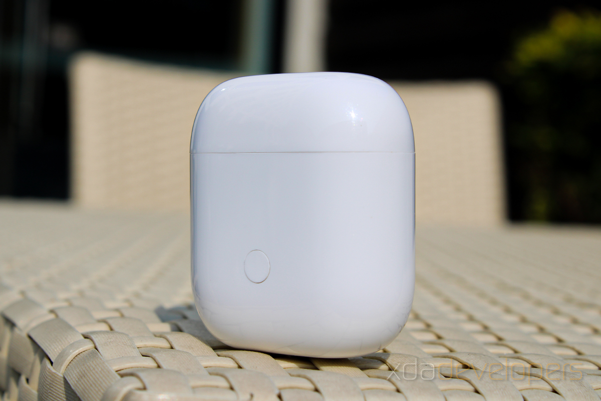  realme جوانه های واقعاً بی سیم و استریو دو گوش هدفون در پشت گوش است 